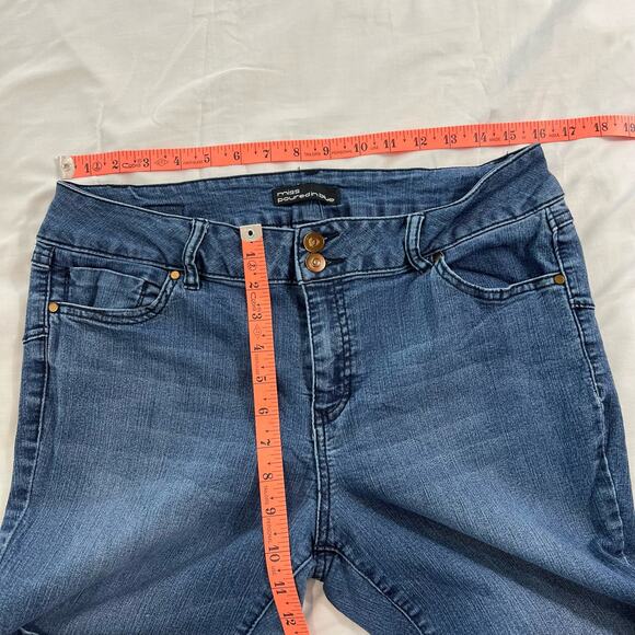 Miss Poured In Blue Women's 12 Skinny Jeans High Rise Light Weight - Picture 5 of 7